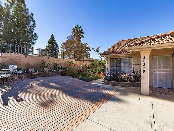 4th image of 28375 Bavaria Dr