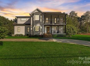 10325 Washam Potts Rd, Cornelius, NC 28031