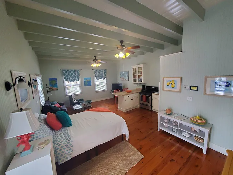 226 NE 1st Ave #KEY LIME — Photo 18