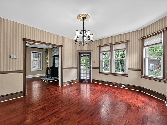 5th image of 524 Beech Ave