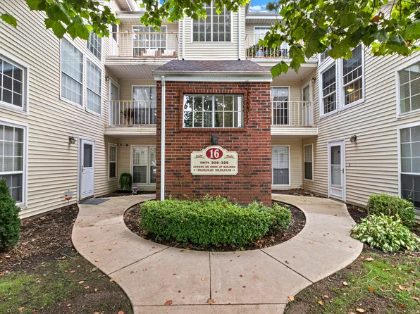 319 Carriage Crossing Lane #319, Middletown, CT 06457