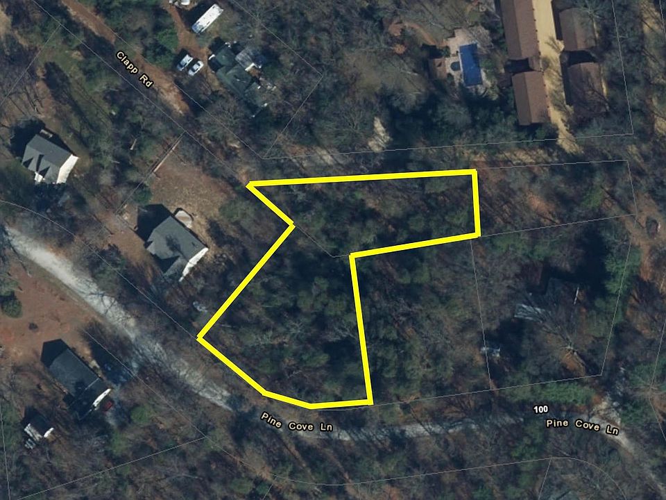 2nd image of 113 Pine Cove Ln