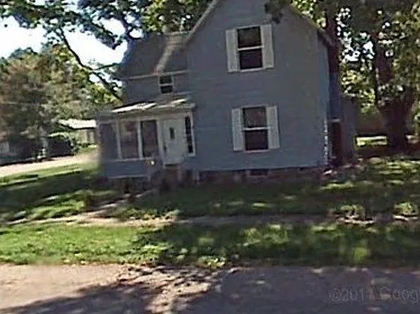 412 E Water St, Cassopolis, MI 49031