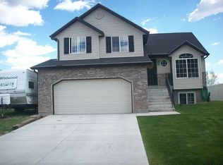 289 E 1900 N, North Ogden, UT 84414