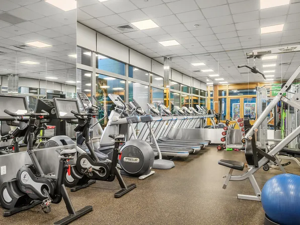 35 West 33rd Street image 14 of 25