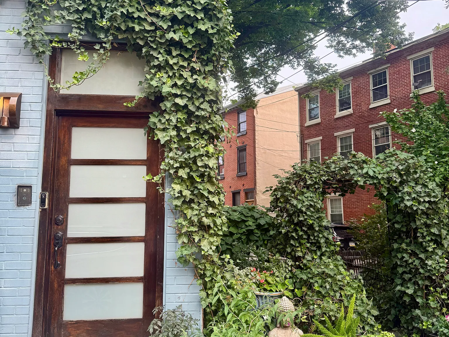 2 bed, 1000 sqft, $2,950 — Photo 1