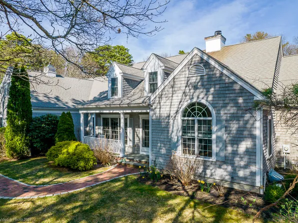 1 W Meetinghouse Road, East Sandwich, MA 02537