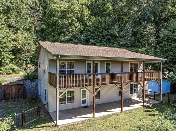36 Wineberry Ln, Asheville, NC 28803