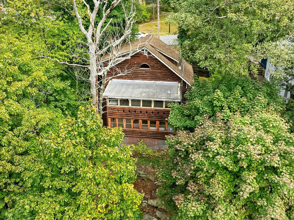 1st image of 3481 Lakeside Drive