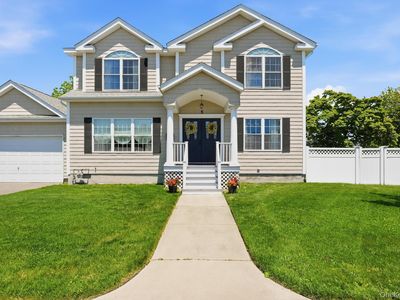 5 Butler Street, West Islip, NY, 11795