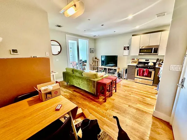 96 Diamond Street image 1 of 5