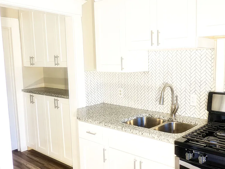 1181 Lincoln Ave #2 — Photo 3