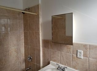 1866 Woodbine St APT 1R, Ridgewood, NY 11385