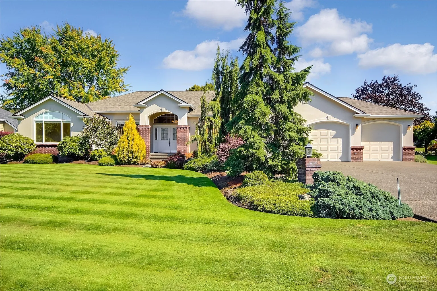 15005 147th Avenue E photo 1