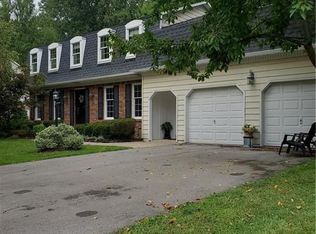 201 Northington Dr, East Amherst, NY 14051