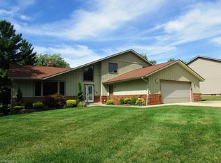 23581 Halburton Rd, Beachwood, OH 44122