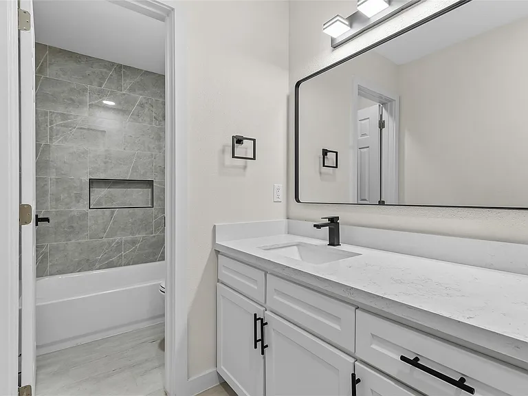13414 Ravensway Dr — Photo 9