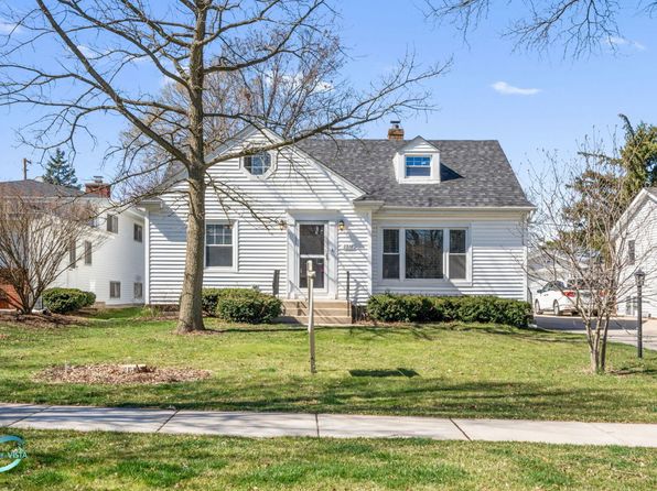 Wheaton IL Real Estate - Wheaton IL Homes For Sale | Zillow