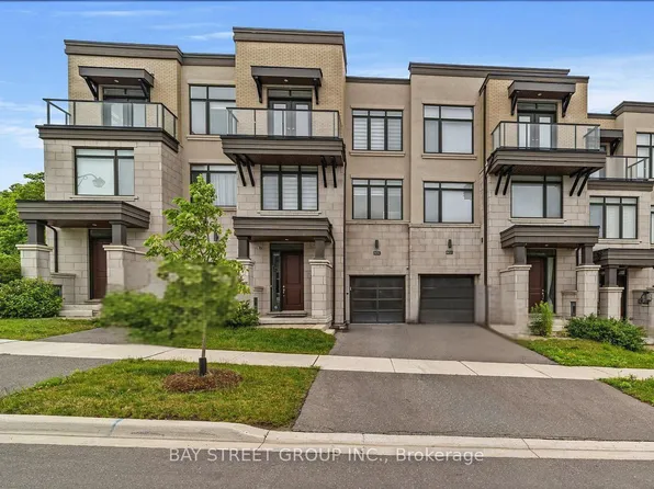 604 Marc Santi Blvd, Vaughan, ON L6A 4Z8