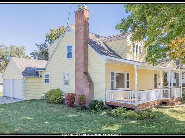615 Buck St, New London, WI 54961