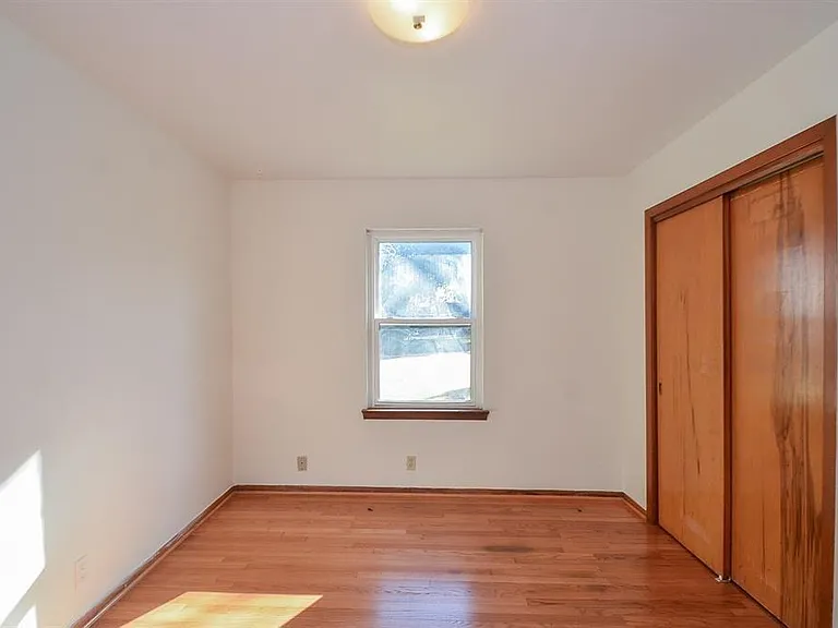 6923 Cole Creek Dr — Photo 12