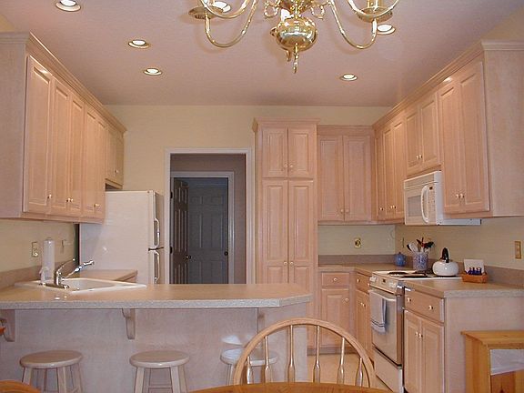 kitchen back to front