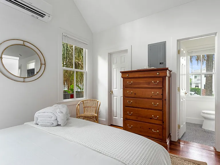 4 Ashe St #D — Photo 14