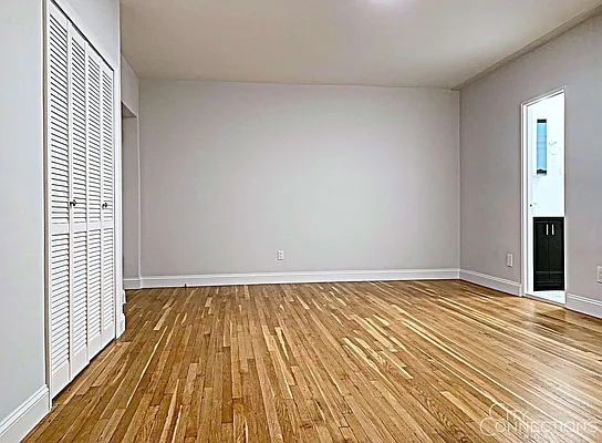 Rented by City Connections Realty | media 18