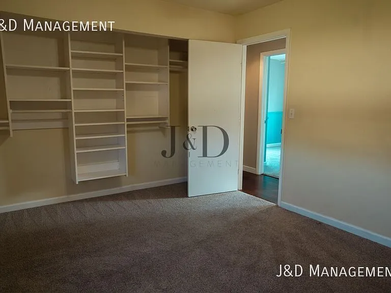 1490 S 135 W — Photo 11