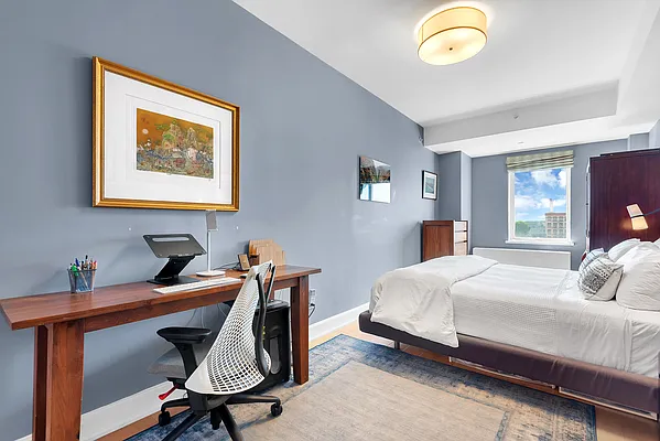 Sold by Douglas Elliman | media 21