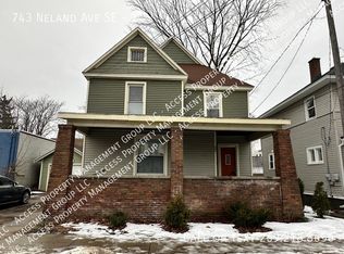 743 Neland Ave SE APT 1, Grand Rapids, MI 49506