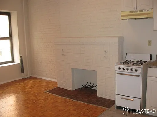 Rented by Brown Harris Stevens | media 12