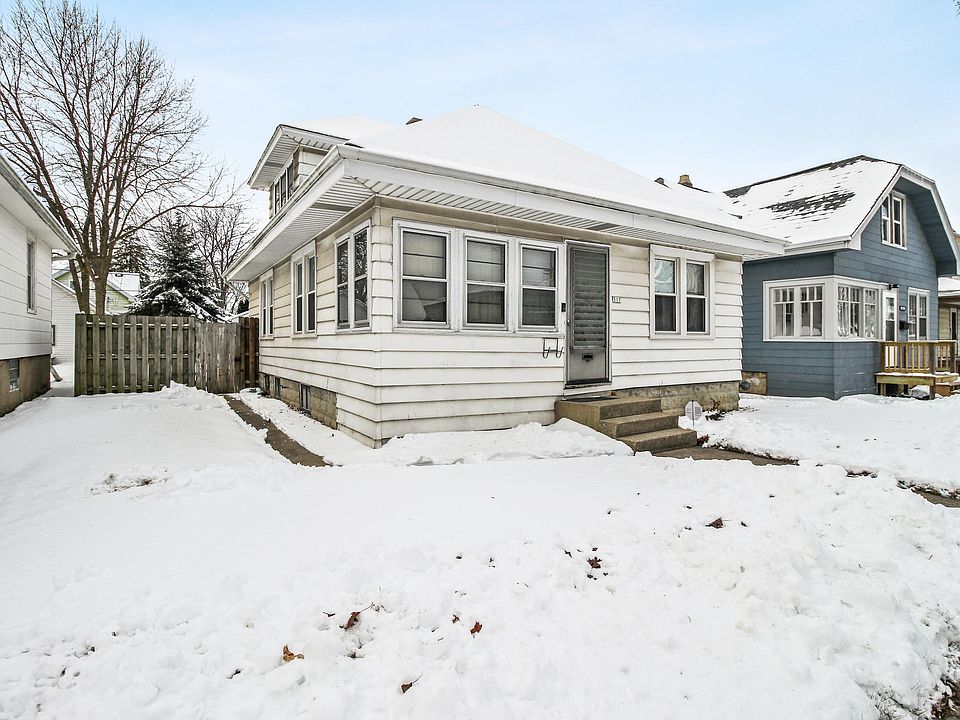2nd image of 517 S 72nd St