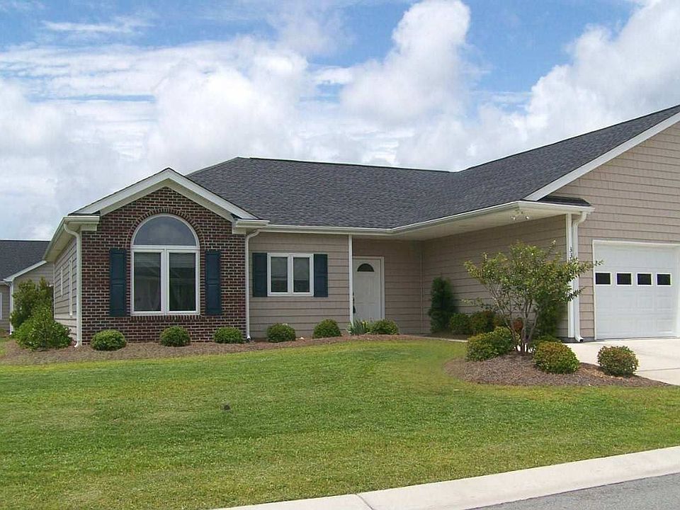 1st image of 33 Forest Oaks Dr