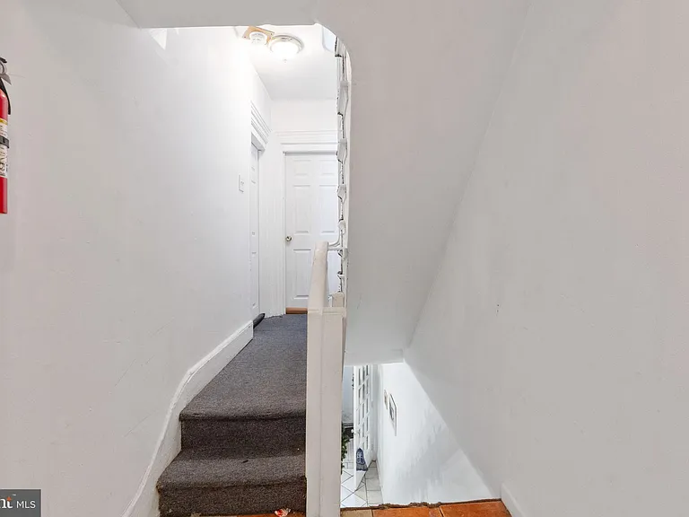 1722 N Willington St — Photo 9