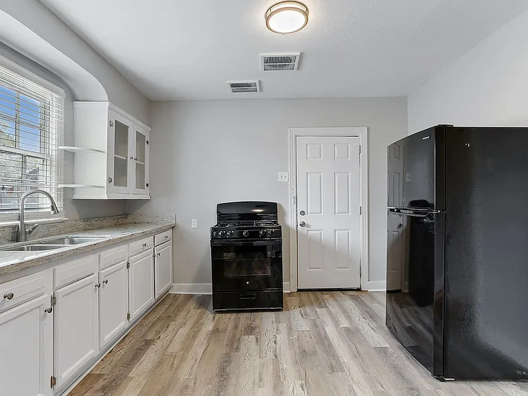 1540 Richland Rd — Photo 5