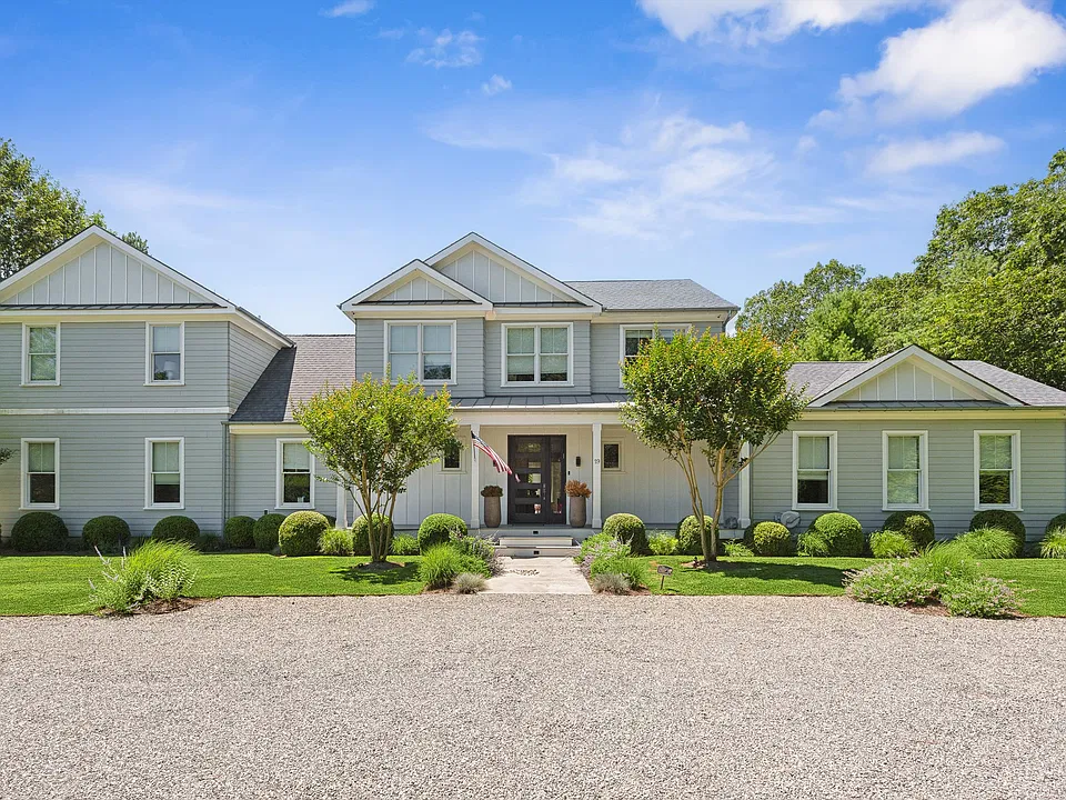 19 Brushy Neck Ln