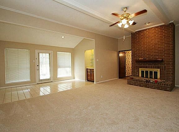2nd image of 1714 Paxton Dr