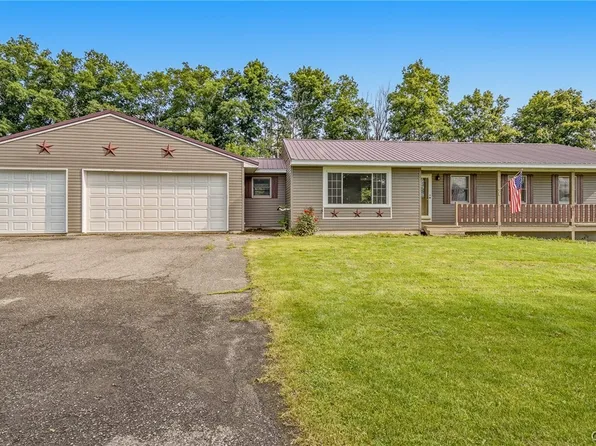 2676 Estey Rd, Manlius, NY 13104