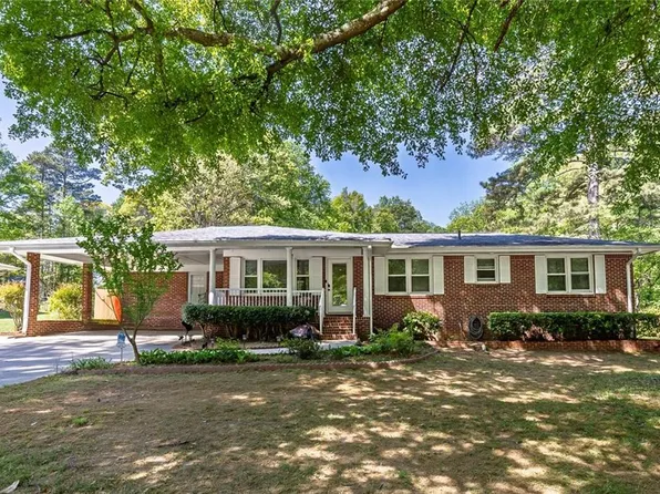 6696 Starling Dr SW, Mableton, GA 30126