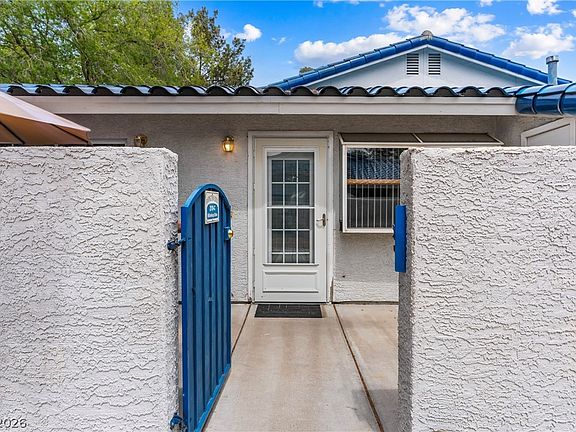4th image of 2109 Willowbury Dr Unit C