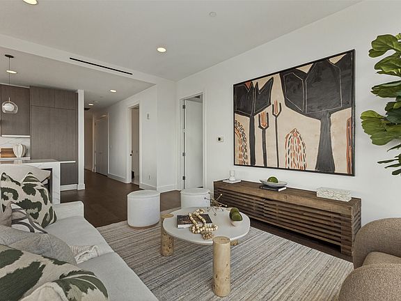 3rd image of 3130 N Harwood St APT 1401