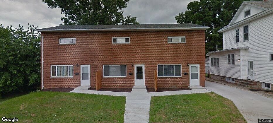 2nd image of 908 Maple St #912