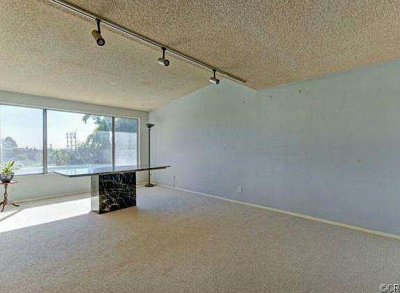 3rd image of 645 Pueblo Dr