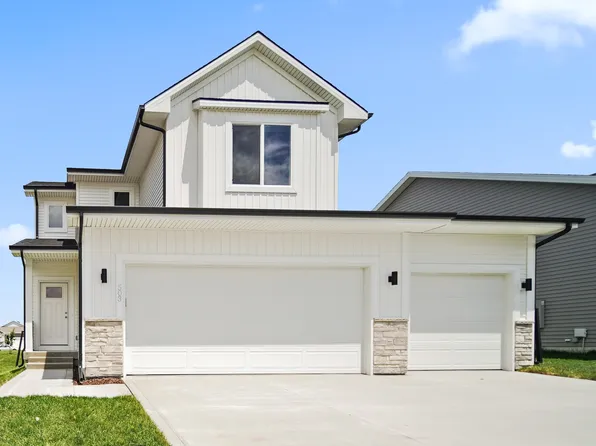 503 43rd St SW, Altoona, IA 50009