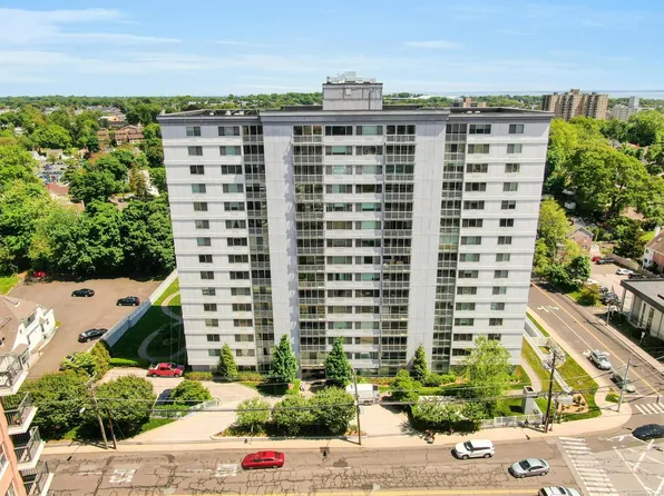 1 Strawberry Hill Avenue APT 11D, Stamford, CT 06902