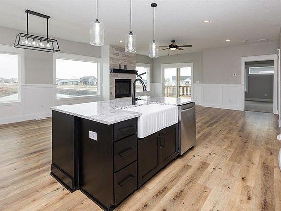 5th image of 3325 9th Sw Ave