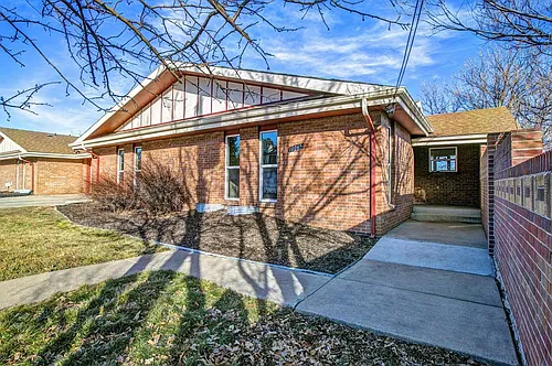 10065 W 35th Ave Photo 1