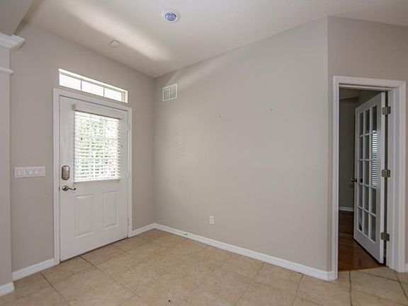 4th image of 1131 Indigo Dr