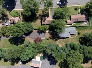 38 W Ridgewood Ave, Paramus, NJ 07652